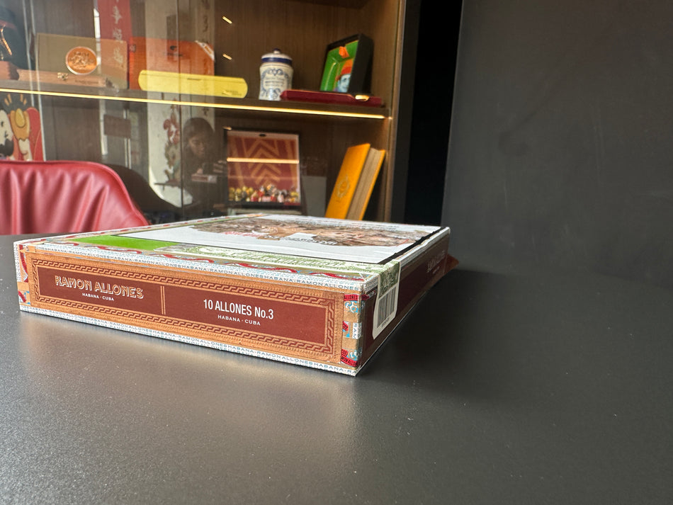 Raymond Alonso 3 (10) 